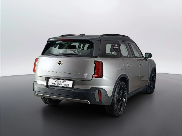 4 - MINI Countryman Mini Countryman 2.0 48V D Classic auto
