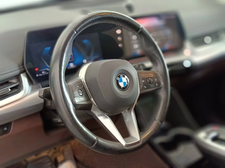 16 - BMW X1 X1 sdrive18d auto