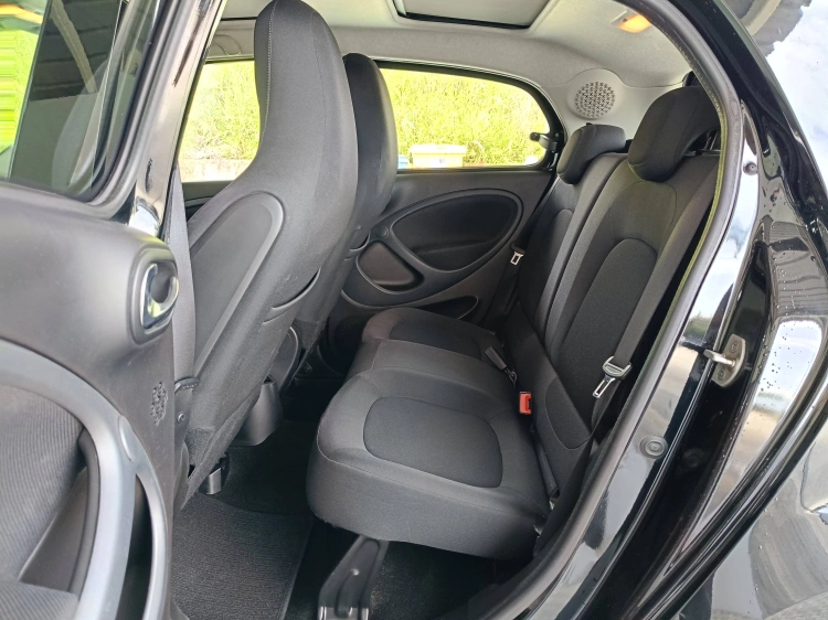 9 - smart forfour Forfour 0.9 t Passion 90cv twinamic my18