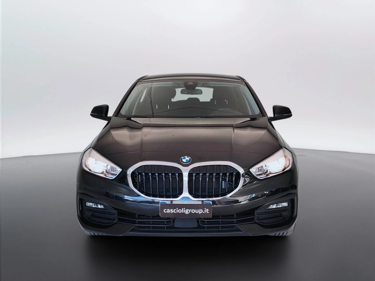 2 - BMW Serie 1 118d Business Advantage auto