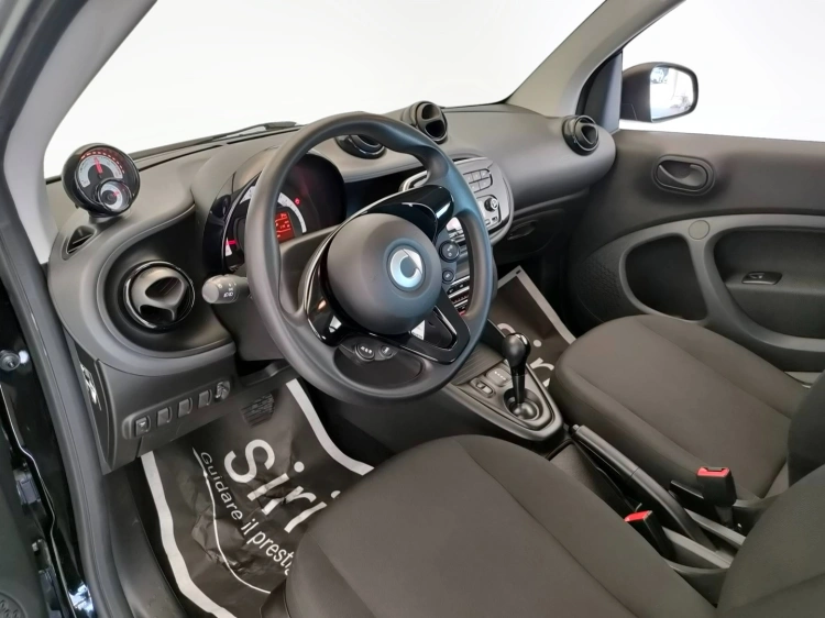 13 - smart fortwo Fortwo eq Pure 4,6kW