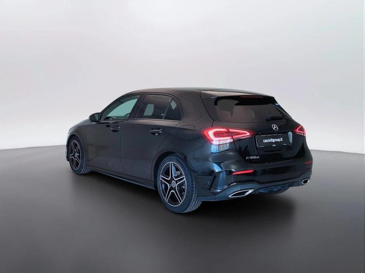 7 - Mercedes-Benz Classe A 180 d Premium auto