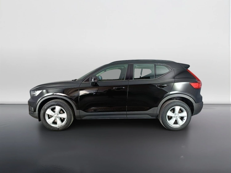 6 - Volvo XC40 XC40 2.0 d3