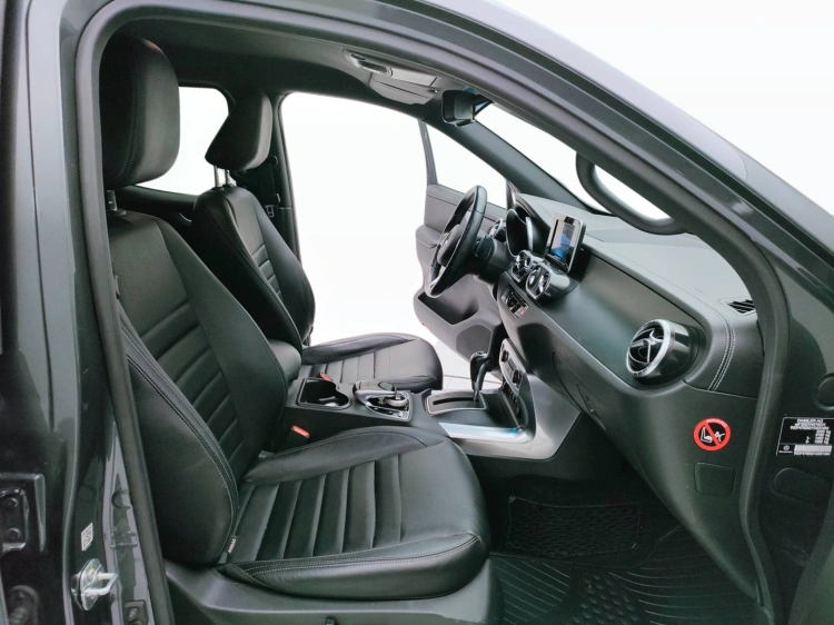 9 - Mercedes-Benz Classe X 350 d Power 4matic auto