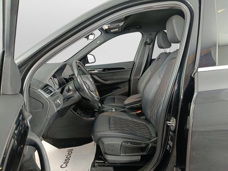 8 - BMW X1 X1 sdrive18d xLine auto my18