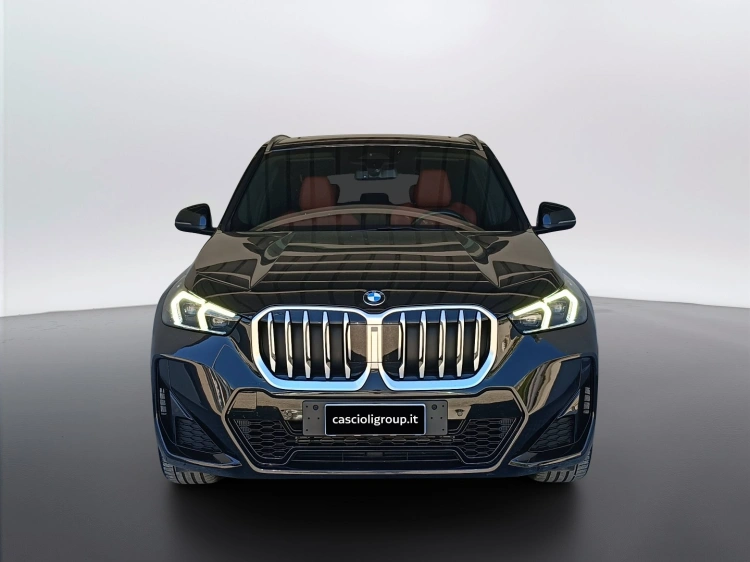 2 - BMW X1 X1 sdrive18d MSport auto