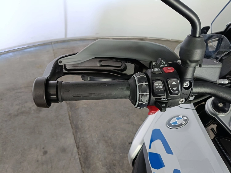 7 - BMW Motorrad GS R 1300 GS