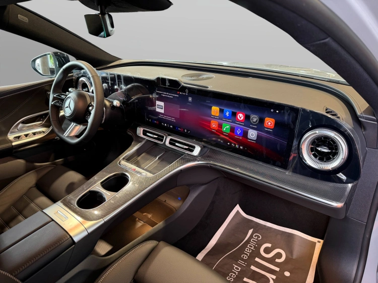 17 - Mercedes-Benz Classe C 400 4MATIC con tecnologia EQ