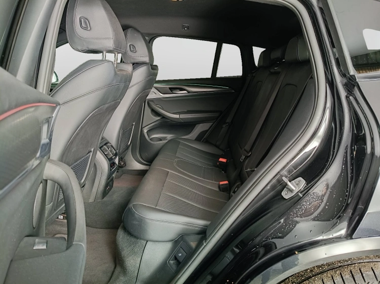 9 - BMW X4 X4 xdrive20d mhev 48V Msport auto