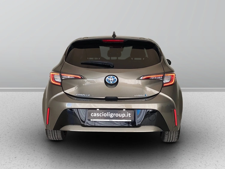 4 - Toyota Corolla Corolla 1.8h Style cvt