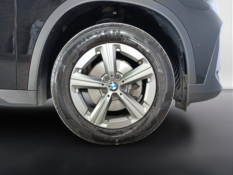 21 - BMW X1 X1 sdrive18d auto