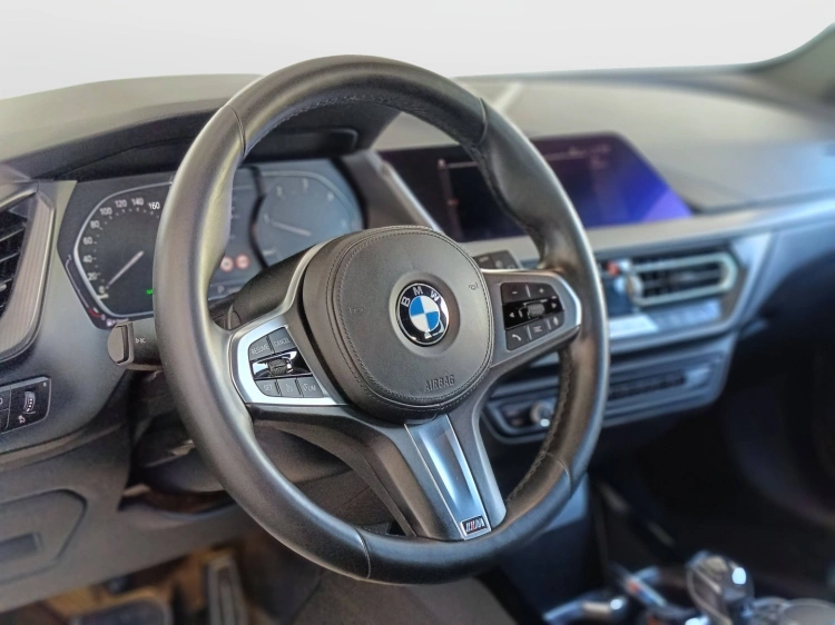13 - BMW Serie 1 116d Msport auto