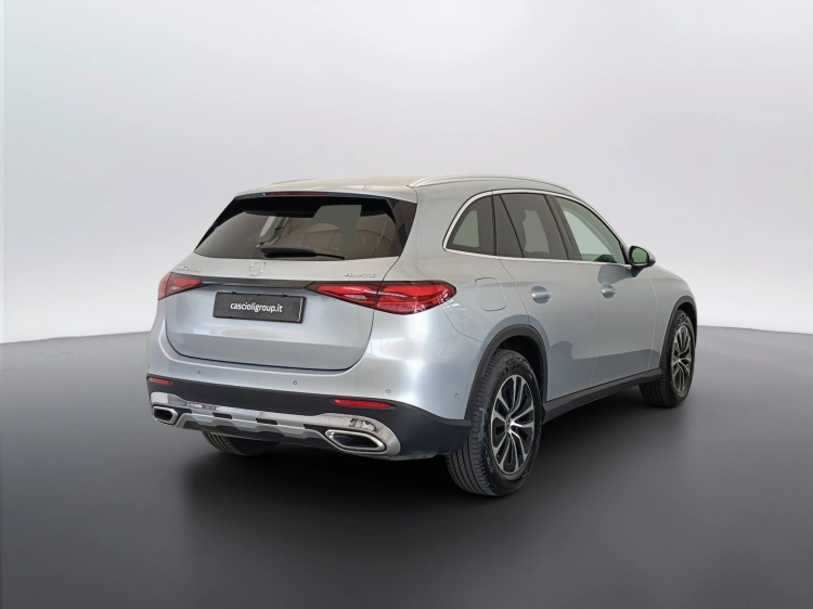 4 - Mercedes-Benz GLC 200 d Advanced 4matic auto