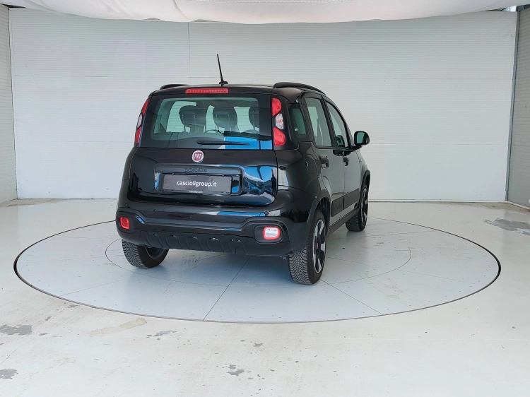 5 - Fiat Panda Panda 1.0 hybrid City Cross s&s 70cv