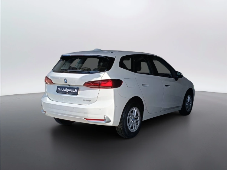 4 - BMW Serie 2 218d Active Tourer auto