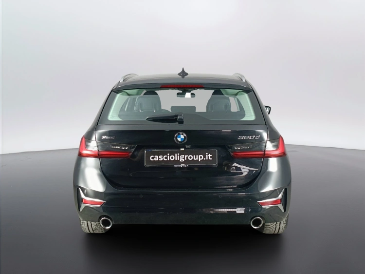 5 - BMW Serie 3 320d Touring mhev 48V xdrive Luxury auto