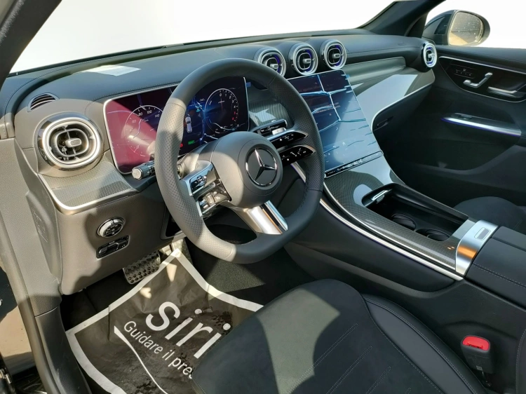 9 - Mercedes-Benz GLC 300 de 4MATIC