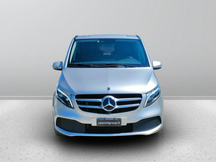 2 - Mercedes-Benz Classe V Long 220 d Executive 4matic auto