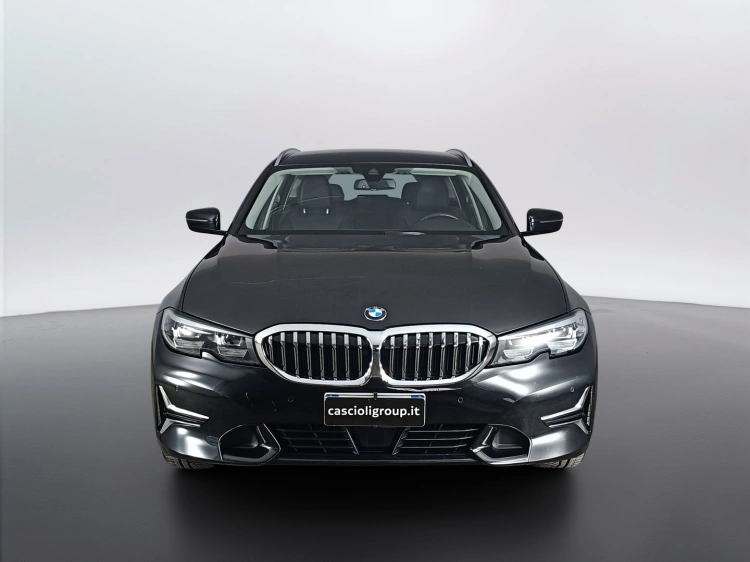 2 - BMW Serie 3 320d Touring mhev 48V xdrive Luxury auto