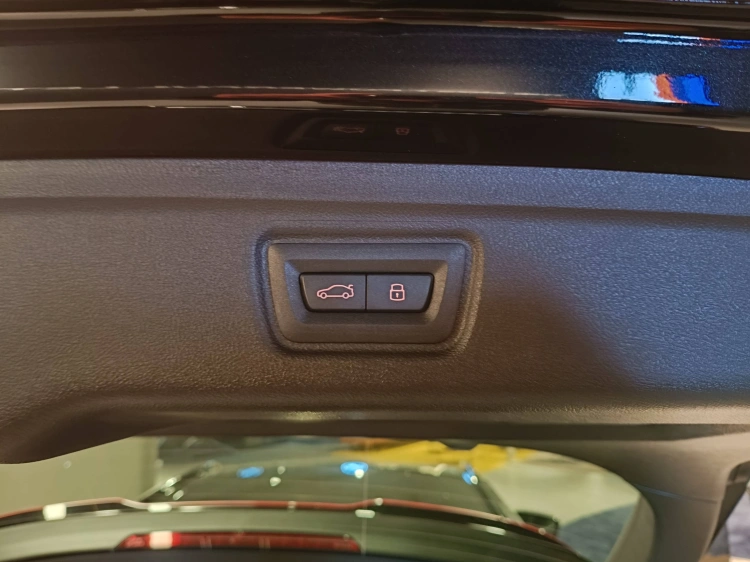 19 - BMW M M3 M3 CS Touring