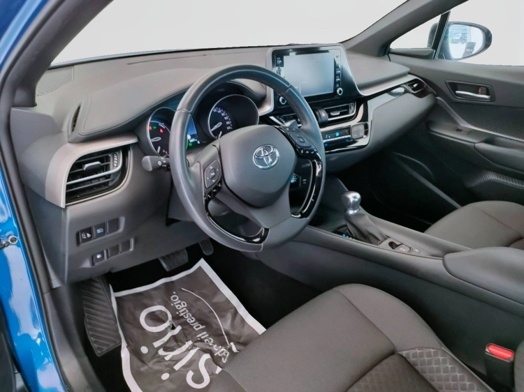 14 - Toyota C-HR C-HR 1.8h Active e-cvt
