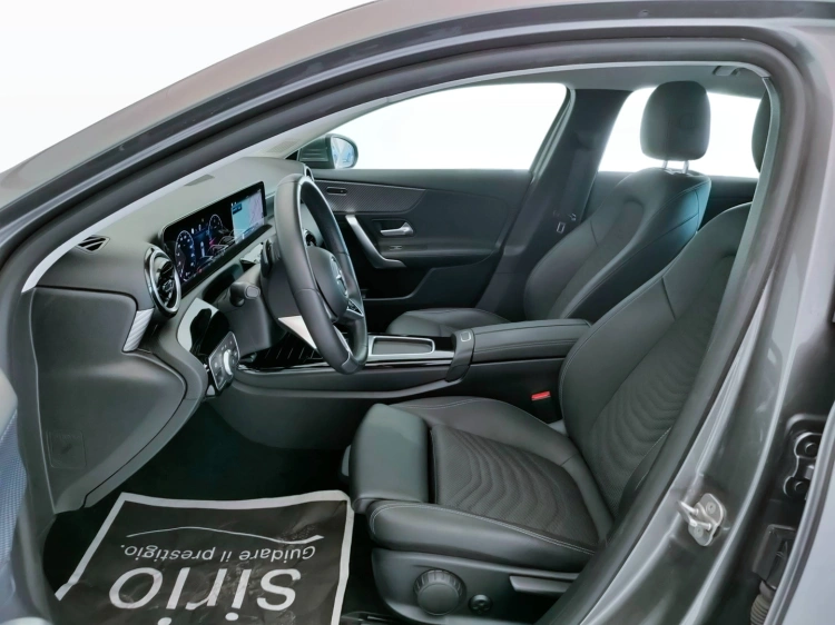 15 - Mercedes-Benz Classe A 180 d Progressive Advanced auto