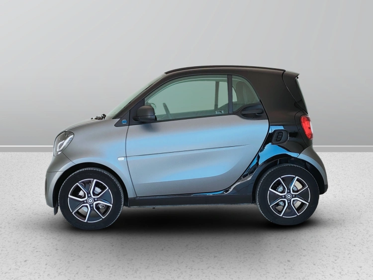 3 - smart fortwo Fortwo eq Passion 4,6kW