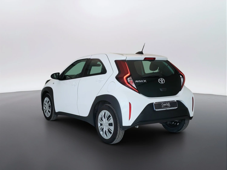 7 - Toyota Aygo X Aygo X 1.0 Active 72cv