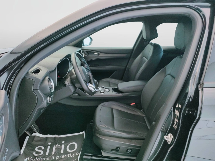 15 - Alfa romeo Stelvio Stelvio 2.2 t Ti rwd 160cv auto