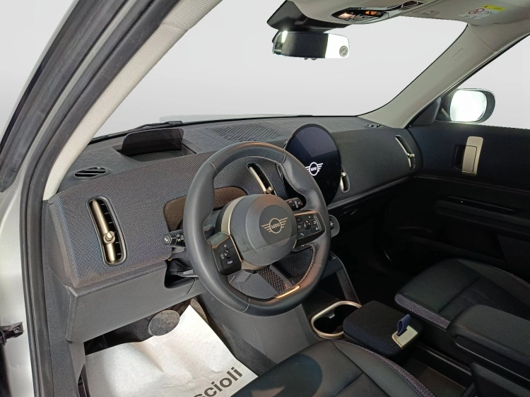 7 - MINI Countryman Mini Countryman 2.0 48V D Classic auto