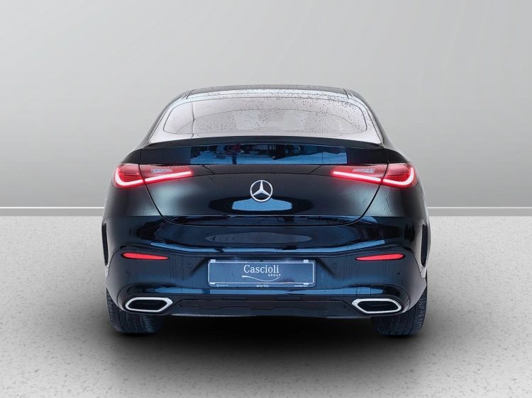4 - Mercedes-Benz GLC Coupe 300 d AMG Line Advanced Plus 4matic auto