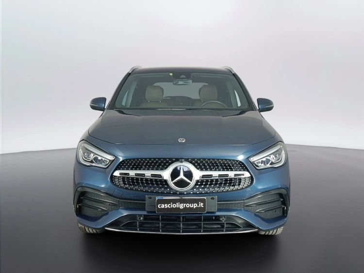 2 - Mercedes-Benz GLA Mercedes 250 e phev (eq-power) Sport Plus auto