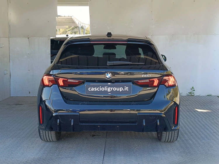 5 - BMW Serie 1 118d MSport Pro auto