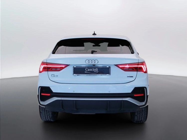 4 - Audi Q3 Q3 Sportback 35 2.0 tdi S line edition quattro s-tronic