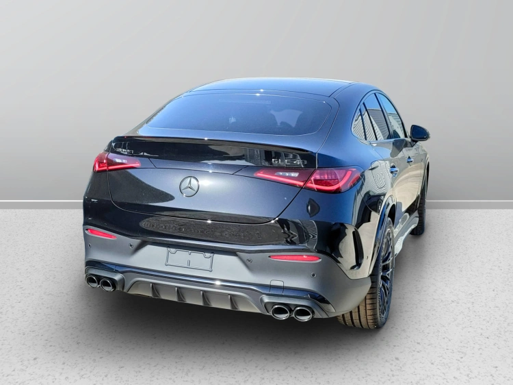 6 - Mercedes AMG GLC Mercedes-AMG GLC 43 4MATIC Coupe
