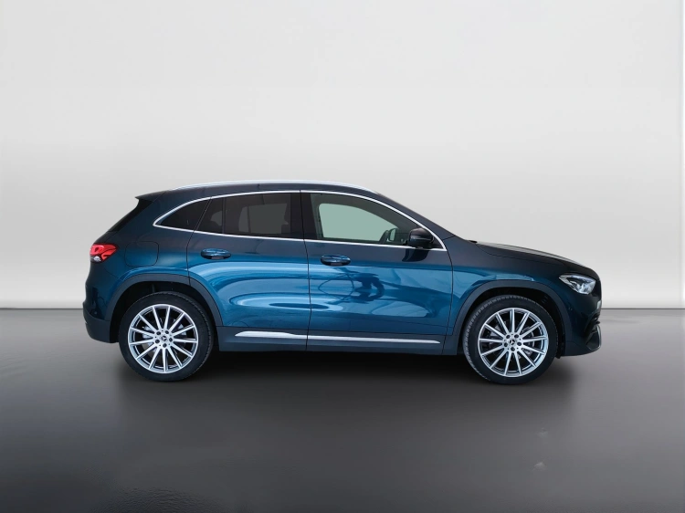 4 - Mercedes-Benz GLA 250 e phev (eq-power) Premium auto