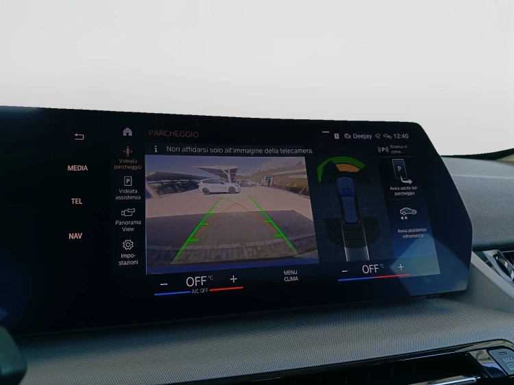 14 - BMW X1 X1 sdrive18d auto