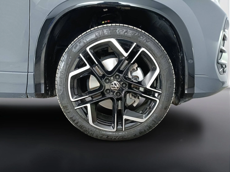 23 - Volkswagen Touran Tayron 2.0 tdi R-Line Plus 4motion 193cv dsg 7p.ti