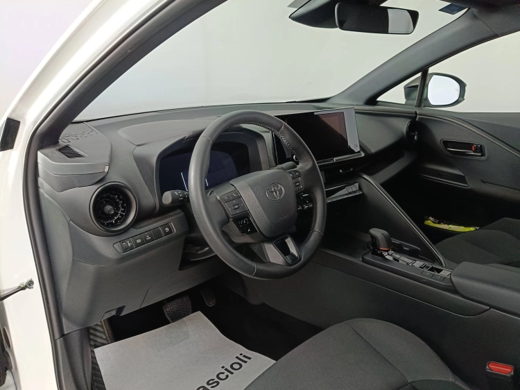 7 - Toyota C-HR C-HR 2.0 phev Trend eco fwd e-cvt