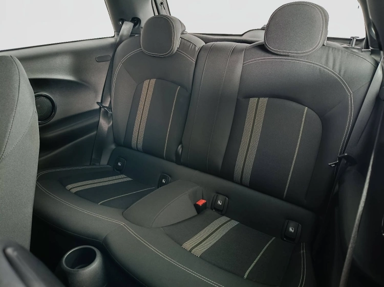 9 - MINI Cooper Mini 3p Cooper SE Classic auto