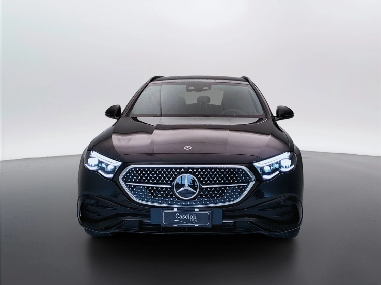 2 - Mercedes-Benz Classe E SW 220 d AMG Line Premium 4matic auto