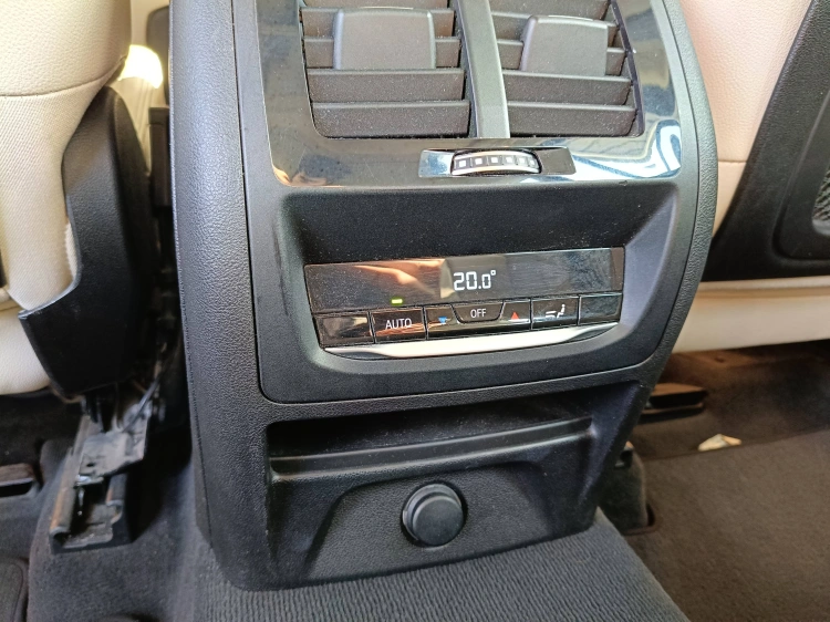 16 - BMW X3 X3 xdrive20d Luxury 190cv auto