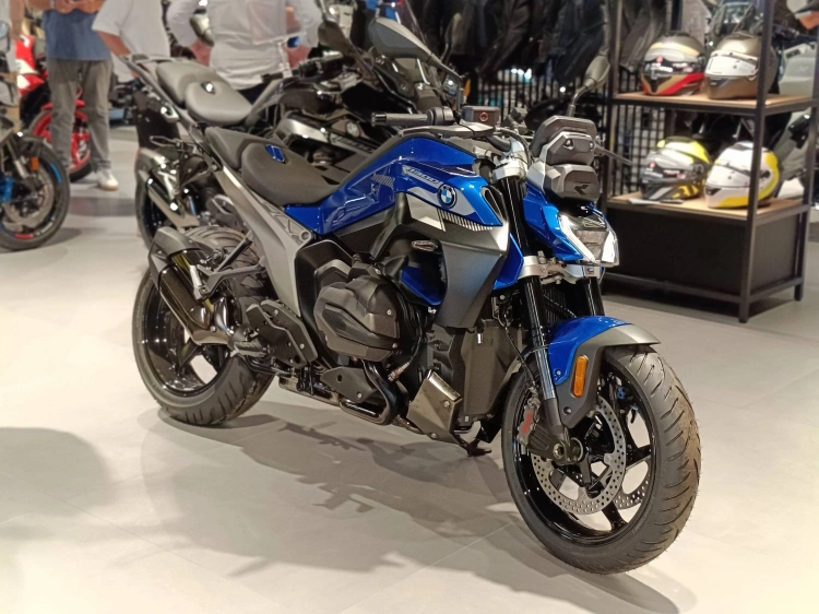 1 - BMW Motorrad R R 1300 R
