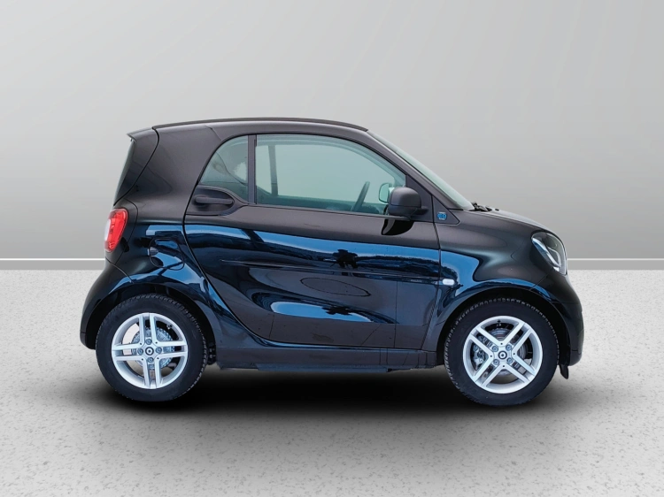7 - smart fortwo Fortwo eq Pulse 4,6kW