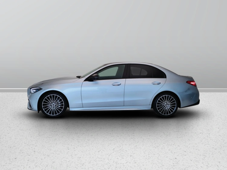 3 - Mercedes-Benz Classe C 220 d mhev AMG Line Premium Plus 197cv auto