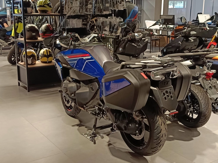 3 - BMW Motorrad RT R 1300 RT