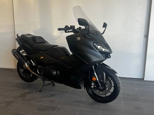6 - Yamaha T T  - MAX 560
