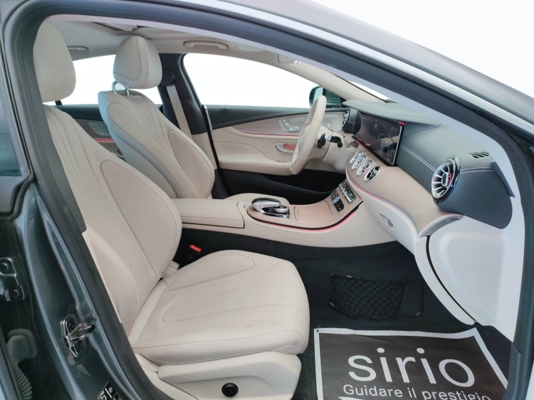 11 - Mercedes-Benz CLS Coupe 350 d Premium 4matic auto