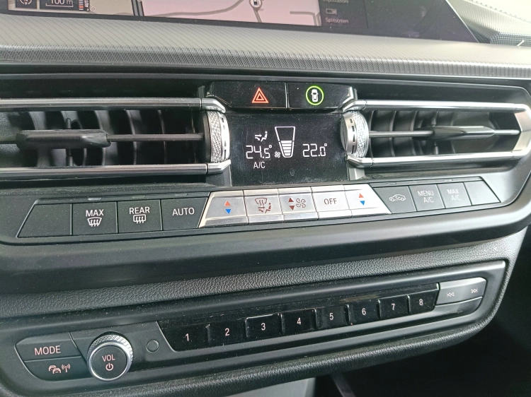 16 - BMW Serie 1 116d Msport auto