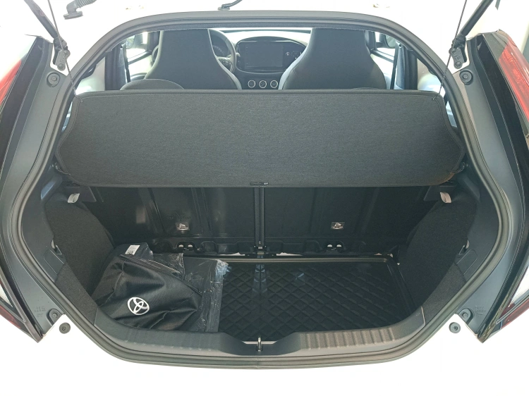 12 - Toyota AYGO X AYGO X 10B MT ACTIVE MY24